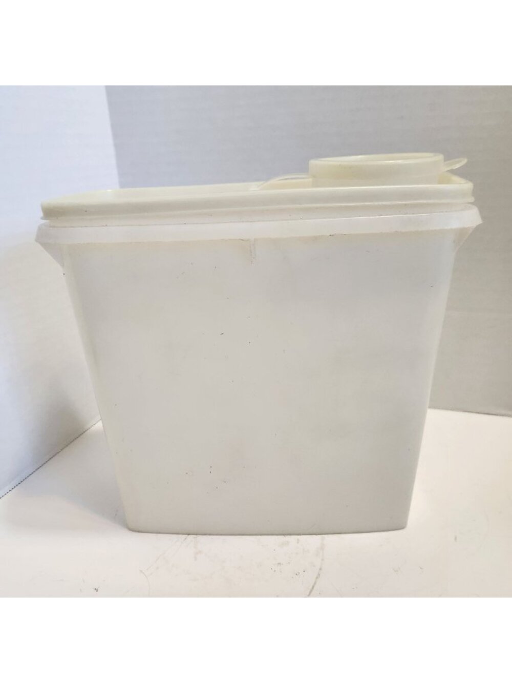 Vintage Tupperware White Plastic Modular Mate Rectangle Container With Lid